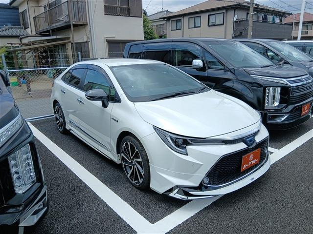 カローラ 1.8 ハイブリッド W×B