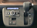 温度を設定すれば、自動で車内の温度管理をしてくれる優れものです♪ATミッションで運転楽々