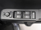 当社は購入後のアフターケアを大切にしております。納車後、1ヶ月無料点検、半年ごとにあんしん点検、12ヶ月法定点検の誘致をします。また車検までの点検をセットにした『ワンダフルパスポート』を販売中です。