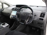 運転席廻りです。