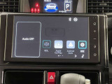ディスプレイオーディオパッケージ装着車!アップルカープレイ、アンドロイドオート、USBやブルートゥースでのスマホ連携、AMFMチューナー付!