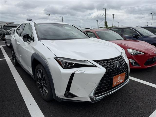 UX 250h バージョンC 禁煙車
