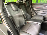 高品質なオリジナルフロアマットもオプションにてご用意しております。お好きなデザインやカラーをお車に合わせて選んでいただくことができます♪