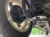 お車を安心してお乗りいただく為には、足回りの定期点検が欠かせません。サービスサポート(有償保証)では無料点検もご提供しており、安心のカーライフをお過ごしいただけるサポート体制が整っています。