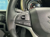 ステアリングスイッチ装備!運転しながら手元でオーディオの操作などができます。