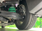 お車を安心してお乗りいただく為には、足回りの定期点検が欠かせません。サービスサポート(有償保証)では無料点検もご提供しており、安心のカーライフをお過ごしいただけるサポート体制が整っています。