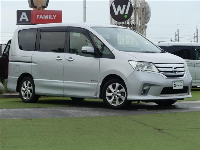 日産 セレナ 