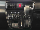 温度を設定すれば、自動で車内の温度管理をしてくれる優れものです♪ATミッションで運転楽々