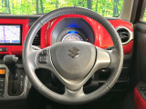 【純正革巻きステアリング】上質な革を使用することで、手にしっかり馴染みとても運転しやすいハンドルです♪