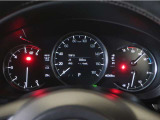 見やすいスピードメーター!運転に集中できます♪