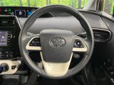 【純正革巻きステアリング】上質な革を使用することで、手にしっかり馴染みとても運転しやすいハンドルです♪