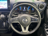 【ステアリングスイッチ】運転中、前方から目線をそらすことなく、オーディオ等の操作が可能な便利機能!安心&快適なドライブを演出してくれます♪