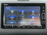 純正インターナビ付きでフルセグ・DVD再生・Bluetoothなど付いてとても便利な車両です♪