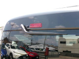 リアワイパー付きですので、雨の日も安心の必須アイテムです!