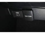 USB端子ソケット装備!アクセサリーDC12Vソケット装備!