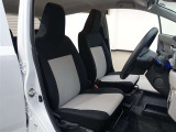 見通しのよいすっきりとした視界で、誰でも運転しやすいです。運転のしやすさは疲れにくさにも繋がりますよ♪