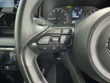ステアリングスイッチ装備!運転しながら手元でオーディオの操作などができます。