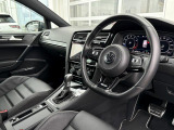商品だけでなく、サービス、コストなど、中古車の購入に関するさまざまなリスクを最小限にし、きめ細かな保証サービスで、オーナーライフをしっかりとサポートします。