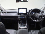 ■見通しのよいすっきりとした視界で、誰でも運転しやすいです。運転のしやすさは疲れにくさにも繋がりますよ♪