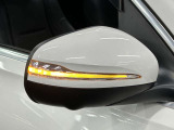 納車前整備は、メルセデスベンツ国際認定メカニックによる最新の検査ライン等の施設が充実した当社工場で入念に行います。メルセデス・ベンツの定める厳しい基準をクリアしたお車のみをご案内させて頂きます。