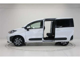 両側パワースライドドア付きだから、狭い駐車スペースなどでの 乗り降りラクラク!小さなお子さまのいるご家庭には嬉しい装備。