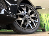 ●アルミホイール:輸入車ならではの卓越した走りを支えるホイールと足回りです!日本車の走りに慣れている方にもぜひ体感して頂きたいほど、高いレベルでまとまっています!