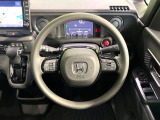 【ステアリングスイッチ】運転中、前方から目線をそらすことなく、オーディオ等の操作が可能な便利機能!安心&快適なドライブを演出してくれます♪