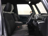 見通しのよいすっきりとした視界で、誰でも運転しやすいです。運転のしやすさは疲れにくさにも繋がりますよ♪