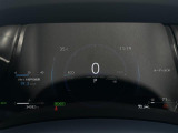 【スピードメーター】メーターがシンプルで見やすく運転しやすいですね。
