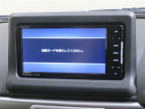 搭載のカーナビ(ストラーダメモリーナビ)が、快適なドライブをサポートします。