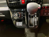 納車前にはプロのメカニックが、各部の点検を行います。ディーラーにしか出来ない品質、そしてサービスできっと満足していただけると思います!