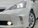 【LEDヘッドライト】悪天候や夜間走行時も良好な視界を確保し安心して運転できる高輝度LEDヘッドライトを装備!点灯速度が早く、消費電力も抑えられています。