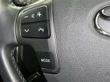 ステアリングスイッチ装備!運転しながら手元でオーディオの操作などができます。