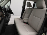 清潔で広々した座席です!是非、現車を見て体感してみてください。