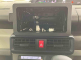 たとえばダイハツのお店にある、たくさんのスマアシ搭載車は、正常に作動する事をしっかり確認します。