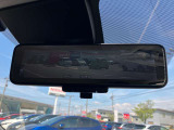 インテリジェントルームミラー☆カメラの映像を映すことで荷物や人が乗っていても後方視界を確保できます☆