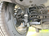 お車を安心してお乗りいただく為には、足回りの定期点検が欠かせません。サービスサポート(有償保証)では無料点検もご提供しており、安心のカーライフをお過ごしいただけるサポート体制が整っています。