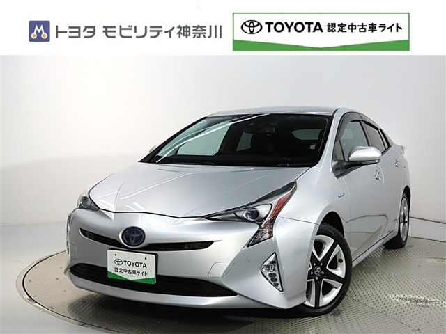 プリウス 1.8 A ツーリングセレクション E-Four 4WD 