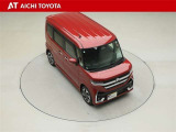 両側パワースライドドア付きだから、狭い駐車スペースなどでの乗り降りラクラク♪小さなお子さまのいるご家庭には嬉しい装備です。