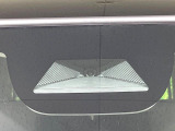 【ホンダセンシング】走行中に前方の車両等を認識し、衝突しそうな時は警報とブレーキで衝突回避と被害軽減をアシスト。より安全にドライブをお楽しみいただけます。