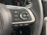 【レーントレーシングアシスト】高速道路走行時、車線からはみ出しそうになるとレーンの中央を走るようにステアリング操作をアシスト。より安全な運転をサポートしてくれます!