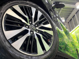 弊社では、全車『修復歴なし』のお車のみ取り扱っております。専任バイヤーによる厳選した仕入れの後、入庫後の車両チェックを行い、ネクステージが認定した高品質な中古車をご提供しております。