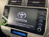 【メーカー純正ナビ】インテリアに溶け込むスタイリッシュな「専用設計」メーカーナビを装備♪視認性や操作性など基本性能にも優れ、より上質なカーライフをお楽しみいただけます。