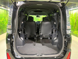 普段のお買い物や通勤、送迎等に十分な荷室スペースを確保しております。セカンドシートを倒すと、大きな荷物の積載も可能です♪