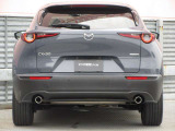 CX-30のエクステリアデザインは、明確なラインを使わず、面の動きのみで表現。アートとしての美しさと生命感を感じさせるデザインを創生しています