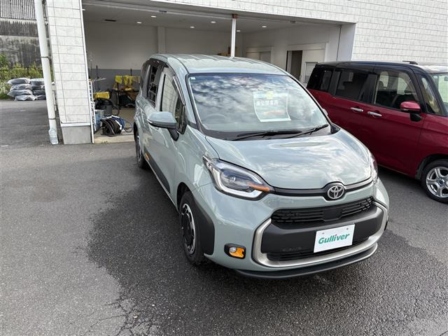 シエンタ ハイブリッド 1.5 Z E-Four 4WD 修復歴無し