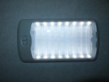LED荷室灯です。明るい光で荷室内を照らし、暗い場所での積み下ろしをサポートしてくれます。