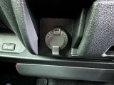 シガーソケット用の充電器が使用可能です!
