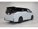 当社では自動車保険、ドライバーに支持されているロードサービスJAFも取り扱いしております。