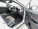 【禁煙車の定義】当店の定義・・・☆タバコ臭くない事☆コゲがない事☆灰皿等の喫煙器具が未使用の事 以上3項目をクリアした場合【禁煙車】と表示します。(現状を表しています。過去の事は、断定できません。)